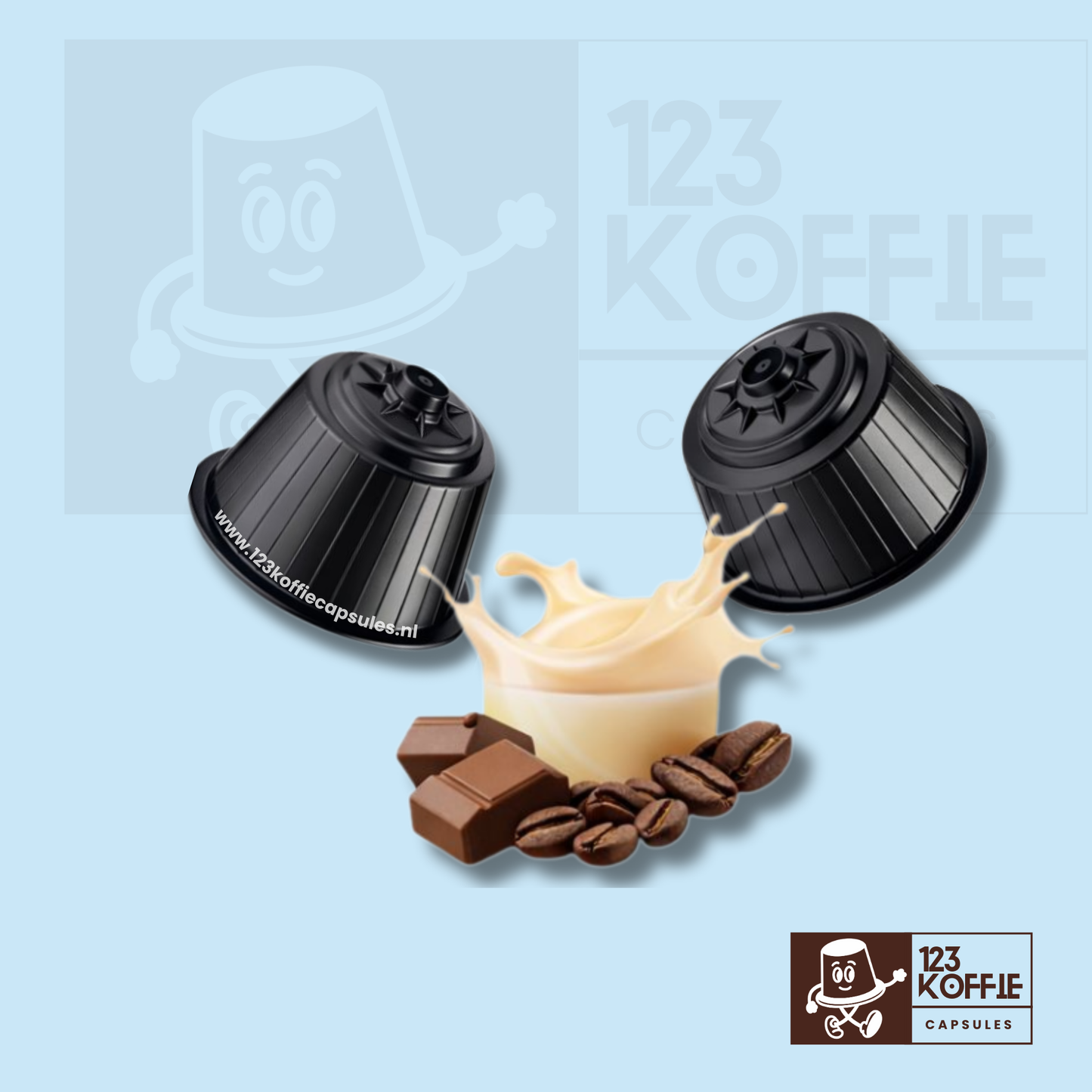 Twee Borbone Bayles® Dolce Gusto capsules met romige koffiespecialiteit, cacao en zachte koffietonen op witte achtergrond